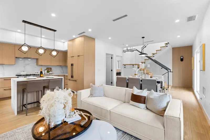 2 7353 12TH AVENUE - photo 2 of 25