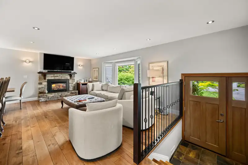 15464 POPLAR STREET - photo 4 of 38