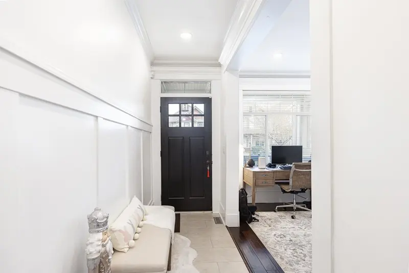 14758 34A AVENUE - photo 3 of 25