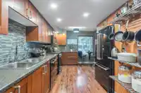 1801 LILAC DRIVE - thumbnail 7