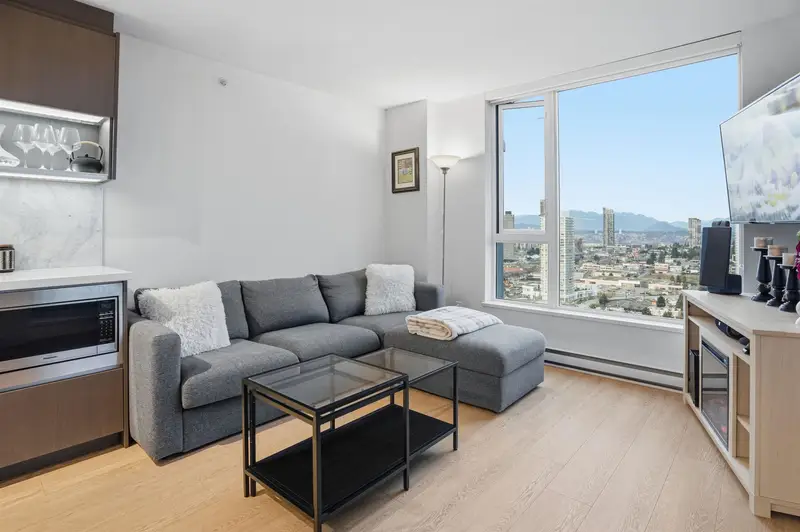 3312 13750 100 AVENUE - photo 4 of 25