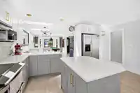 1065 KING GEORGE BOULEVARD - thumbnail 15