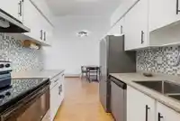 306 1442 BLACKWOOD STREET - thumbnail 14