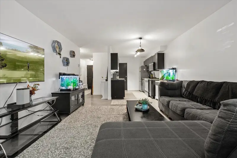 111 7694 EVANS ROAD - photo 1 of 25