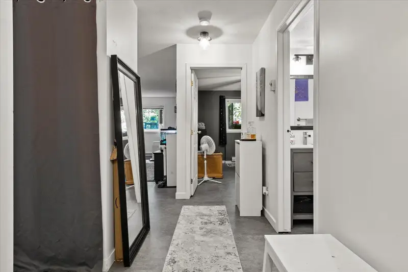 111 7694 EVANS ROAD - photo 2 of 25