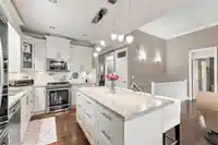 72 350 174 STREET - thumbnail 11