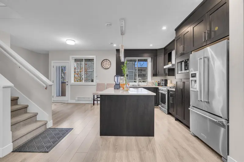 2 32035 MT WADDINGTON AVENUE - photo 3 of 25