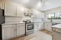 111 1520 VIDAL STREET - thumbnail 3