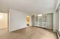 102 1322 MARTIN STREET - thumbnail 16