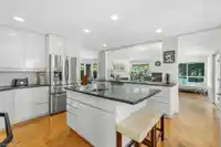 12936 21B AVENUE - thumbnail 11