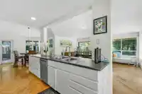 12936 21B AVENUE - thumbnail 13