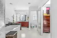 12936 21B AVENUE - thumbnail 22