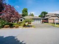 14961 20A AVENUE - thumbnail 3