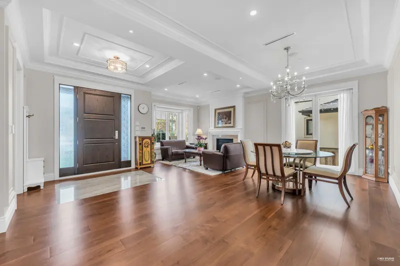 3562 W 34TH AVENUE - photo 4 of 25