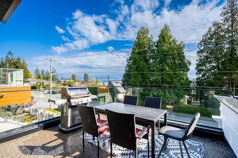 13511 MARINE DRIVE - photo 4 of 39