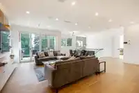13511 MARINE DRIVE - thumbnail 10