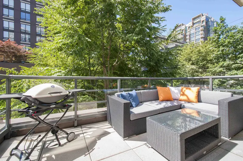 307 1001 HOMER STREET - photo 2 of 25