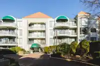 106 1765 MARTIN DRIVE - thumbnail 2
