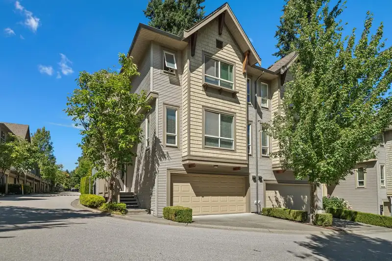 45 2738 158 STREET - photo 1 of 40