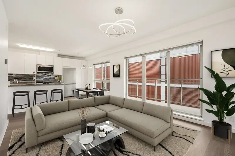 303 1033 ST. GEORGE'S AVENUE - photo 2 of 25