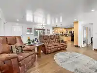 2685 171 STREET - thumbnail 12