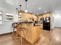 2685 171 STREET - thumbnail 13