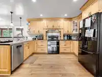 2685 171 STREET - thumbnail 14