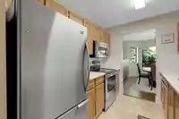 202 1460 MARTIN STREET - thumbnail 23