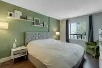 202 1460 MARTIN STREET - thumbnail 6