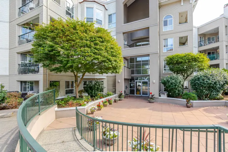 208 3176 GLADWIN ROAD - photo 2 of 25