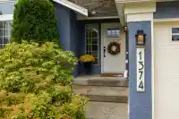 1374 161 STREET - thumbnail 4