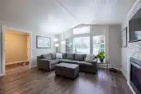 1374 161 STREET - thumbnail 8