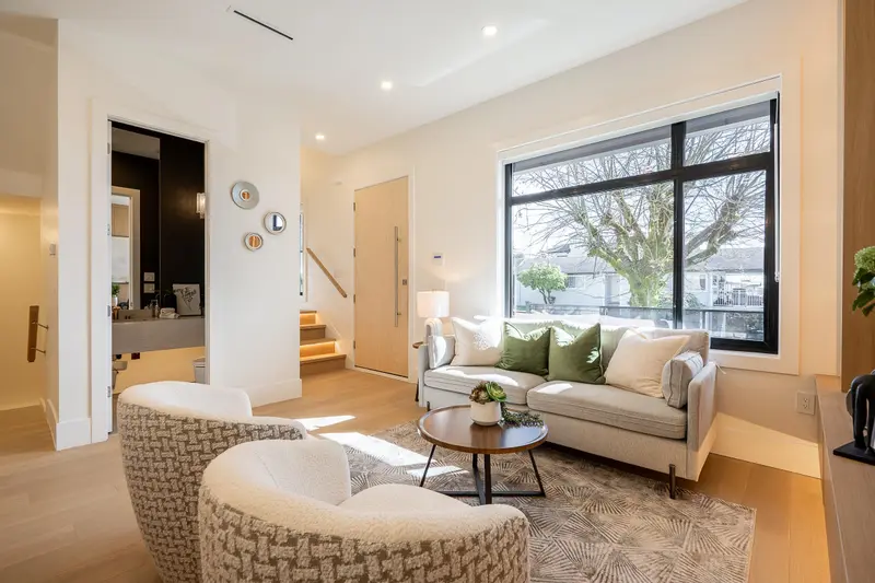 1 4875 ALBERT STREET - photo 1 of 25