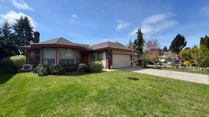 14962 20A AVENUE - photo 1 of 39