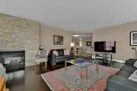303 1221 JOHNSTON ROAD - thumbnail 6