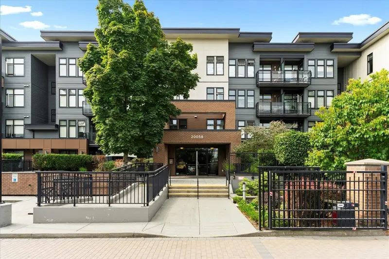 111 20058 FRASER HIGHWAY - photo 3 of 25