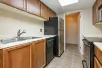 211 1341 GEORGE STREET - thumbnail 11