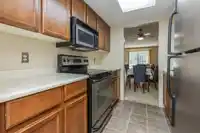 211 1341 GEORGE STREET - thumbnail 12