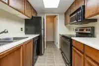 211 1341 GEORGE STREET - thumbnail 10