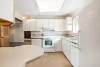 24 15875 20 AVENUE - thumbnail 12