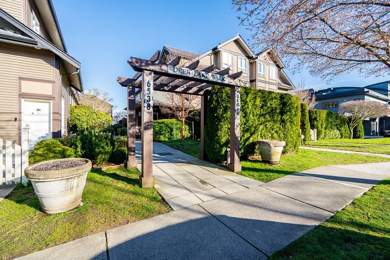 4 6538 ELGIN AVENUE - photo 2 of 25