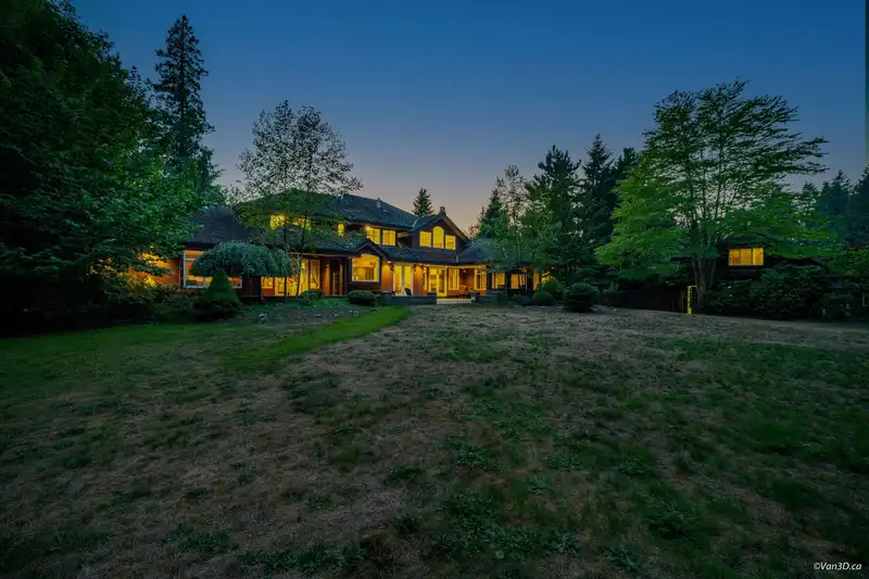 2985 WOODCREST PLACE - photo 2 of 34