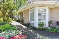 5 15273 24 AVENUE - thumbnail 2
