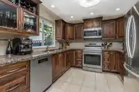 1378 160A STREET - thumbnail 15