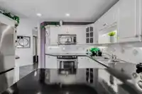 206 15290 18TH AVENUE - thumbnail 13