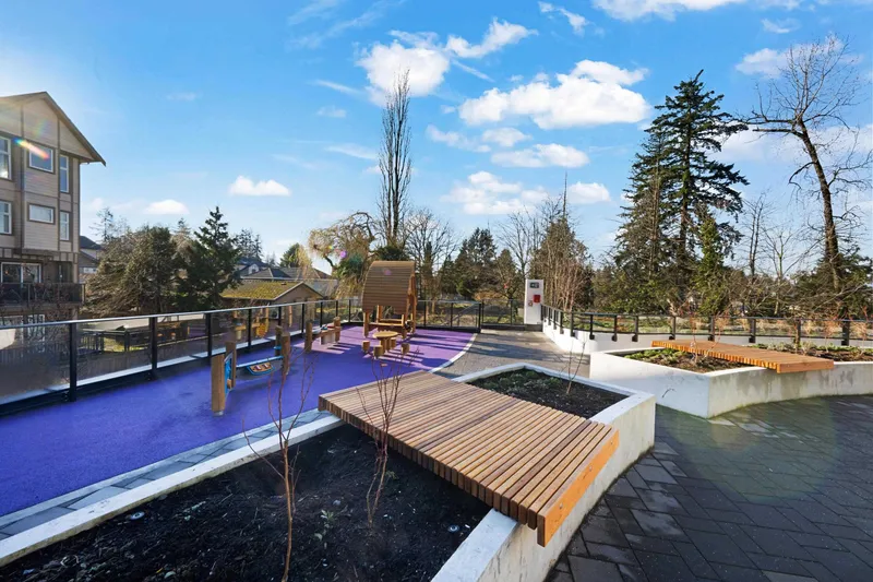 2604 10333 133 STREET - photo 4 of 25