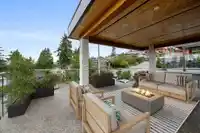952 PARKER STREET - thumbnail 6