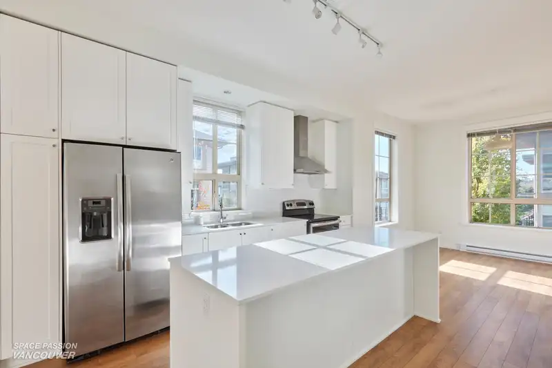 11 16260 23A AVENUE - photo 3 of 30