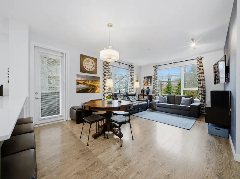 316 9250 UNIVERSITY HIGH STREET - photo 3 of 25