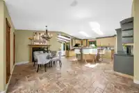 12574 22 AVENUE - thumbnail 8